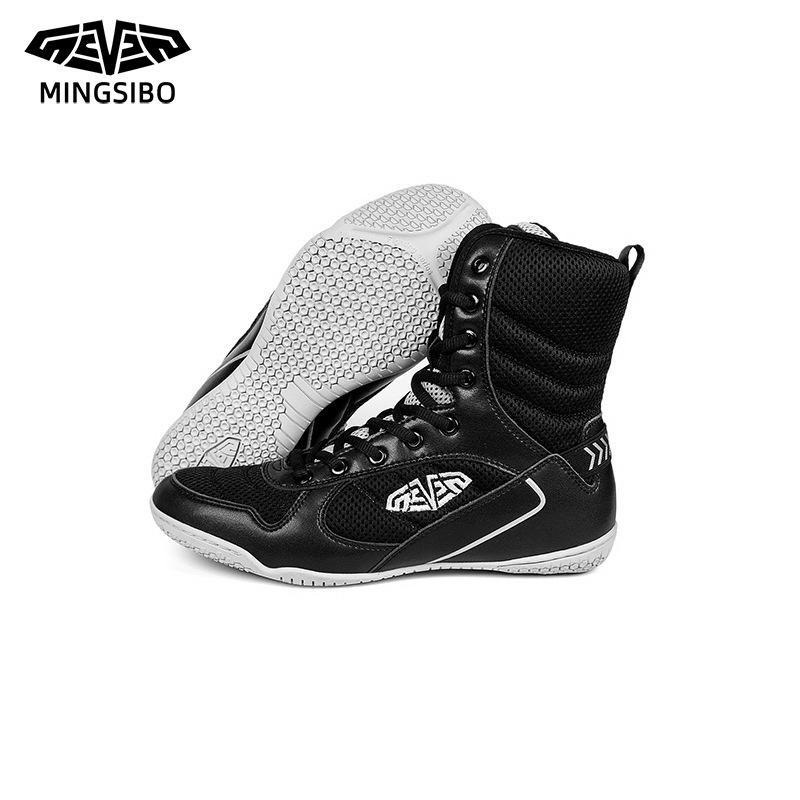 

High-top wrestling boxing shoes are suitable for a variety of fitness comprehensive training, non-slip, breathable, 45 чорний