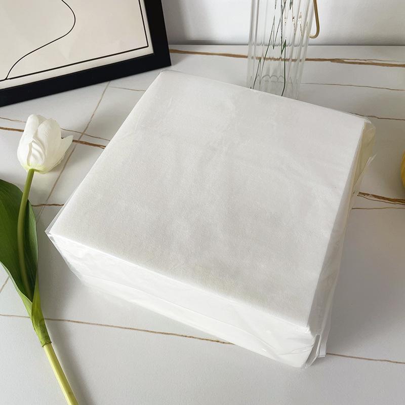 

Premium Hotel Guest Dust-Free Paper Napkins & Table Mats Customizable 25 pcs 40x40 cm
