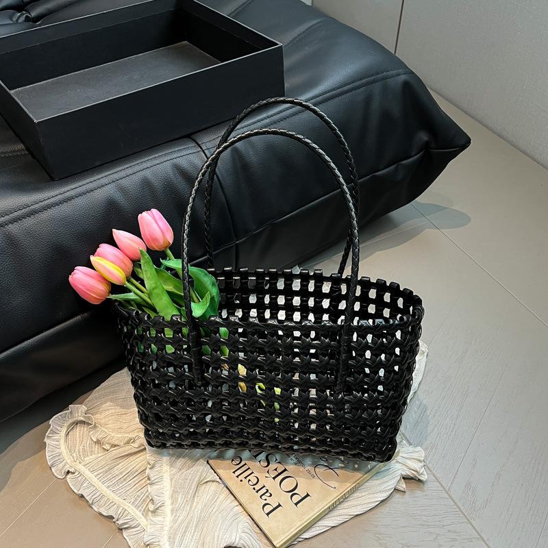 Niche Hollow Woven Basket Bag New Summer Beach Vacation Bag Casual Versatile Shoulder Armpit Bag