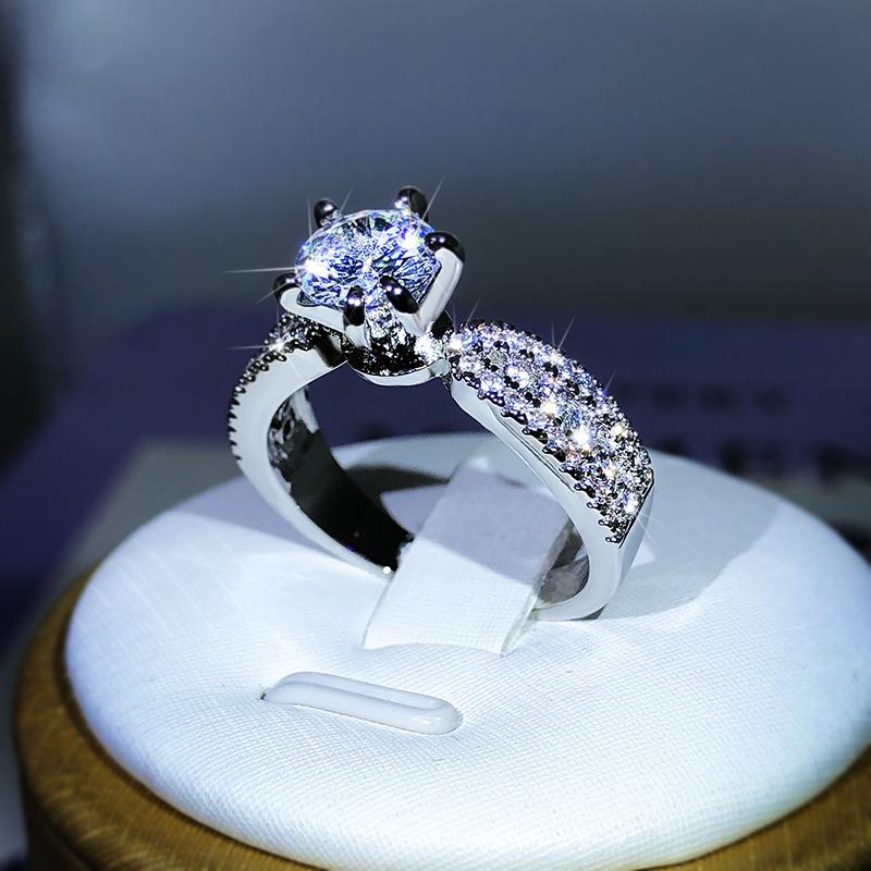 925 Silver Luxury Sparkling Six-Claw White Zircon Ring For Ladies Party Reception Jewelry Gift