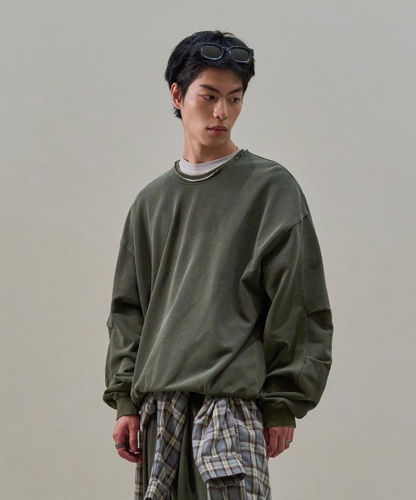 DESIRED Cutout Pigment Sweatshirt-Fesk5102B0V