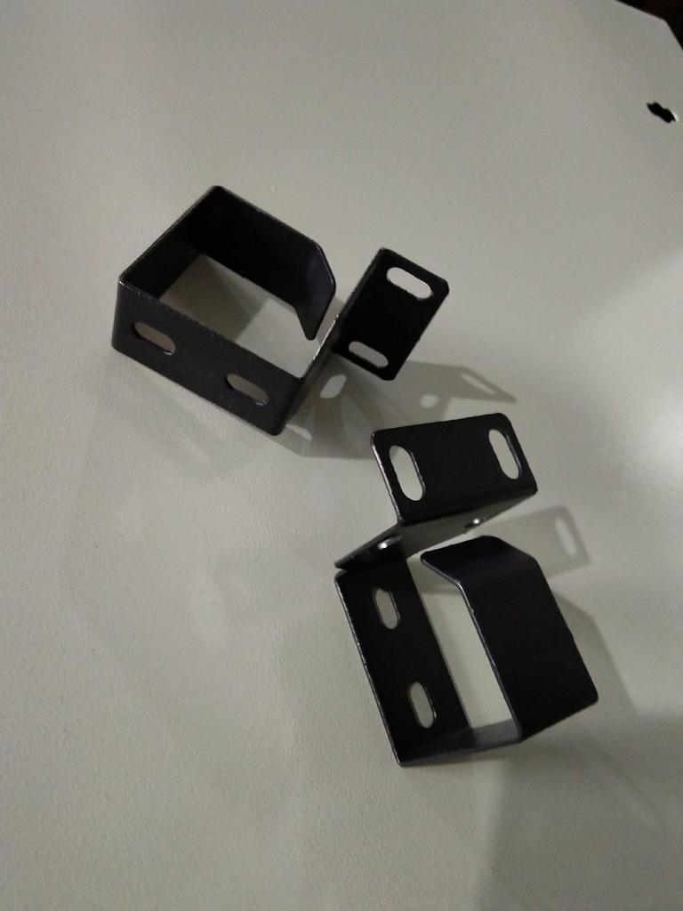 1U Metal Cable Management Ring for Universal Cabinet Wiring