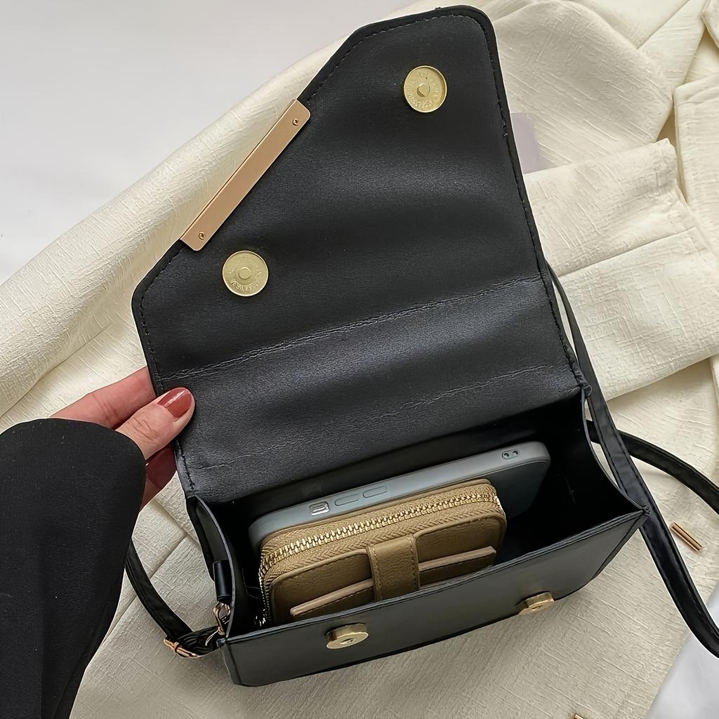 Stylish Black Quilted Crossbody Bag for Women with Adjustable Strap Diamond Stitch Design, Compact Square Flap Closure, Small Crossbody Bag