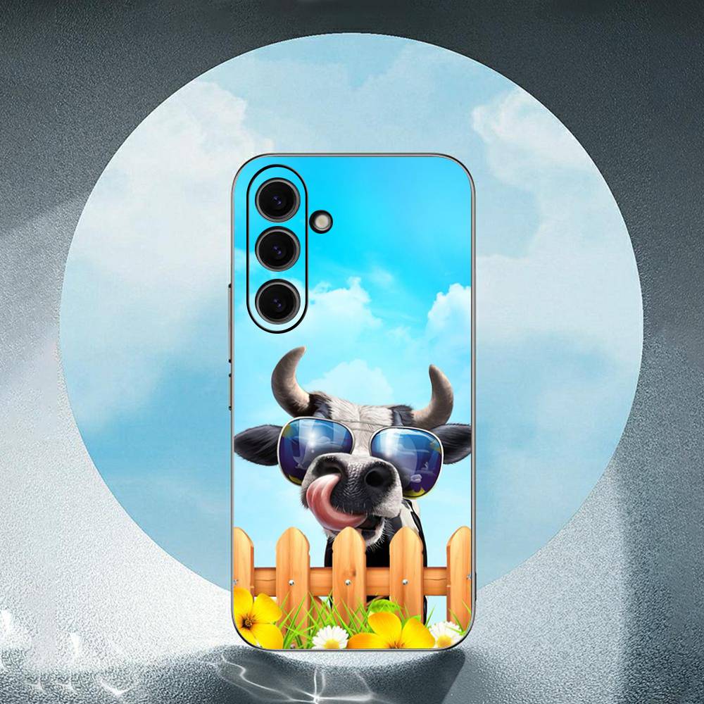 Cute Cartoon Black and White Cow For Samsung Galaxy S23 S24 S25 Ultra S22 Plus S21 Black Soft Case Waterproof Soft Case