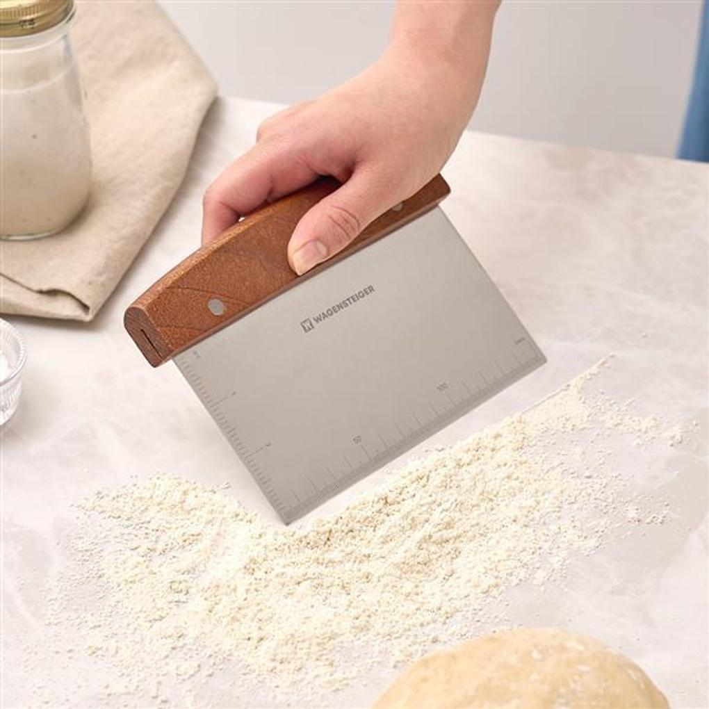 WAGENSTEIGER Professional Scraper