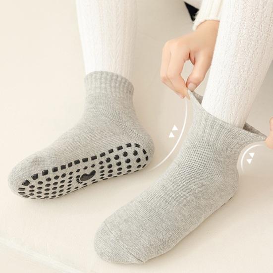 

1 пара унисекс носков средней длины без запаха с утолщенной теплой силиконовой подошвой с высокой эластичностью, противоскользящие, впитывающие пот, не дающие усадки, спортивные зимние носки чёрный