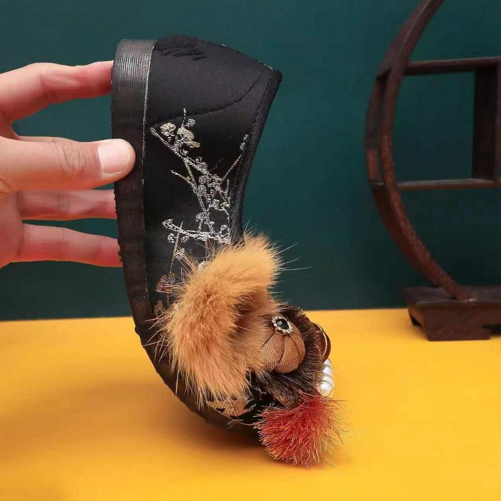 2025 Frühling Damen Handgefertigte Tigerkopfschuhe, Bequemer Ethno-Stil mit Weichsohle, Neue Chinesische Immaterielle Kulturerbe-Kollektion