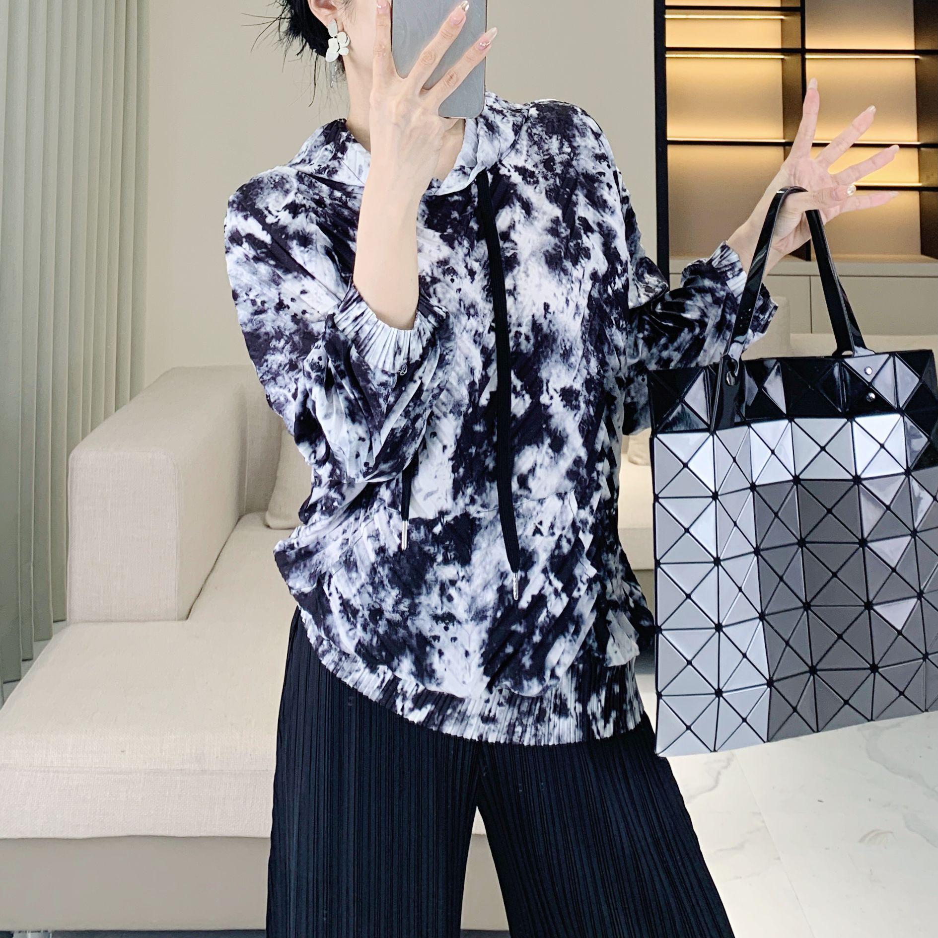 

Plus Size Ink Tie-Dye Casual Long Sleeve Sweatshirt for Women - Spring/Autumn One size fits 45-75 kg сірий колір