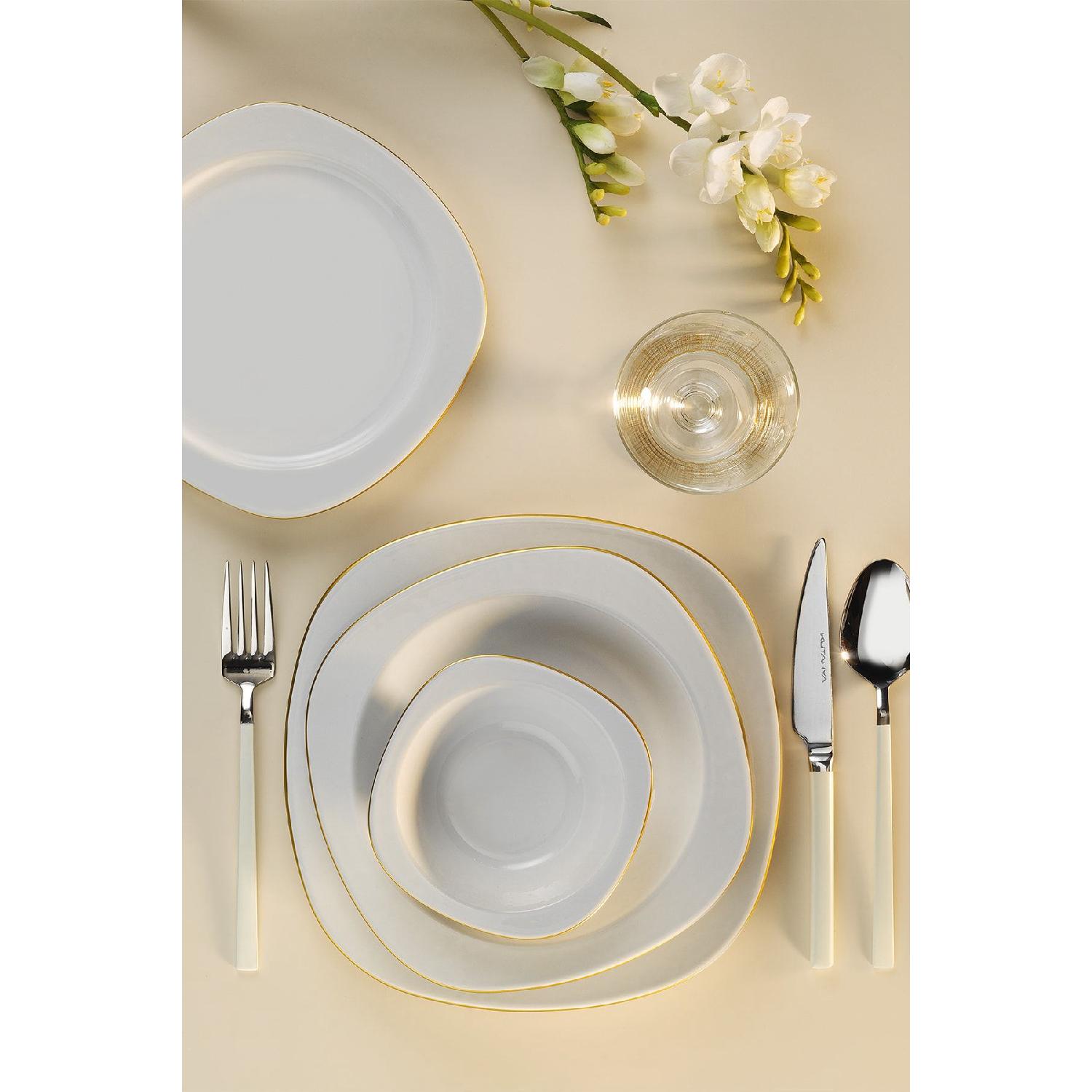 

Tetra 24 Piece Gold Mesh Dinner Set For 6 Persons білий
