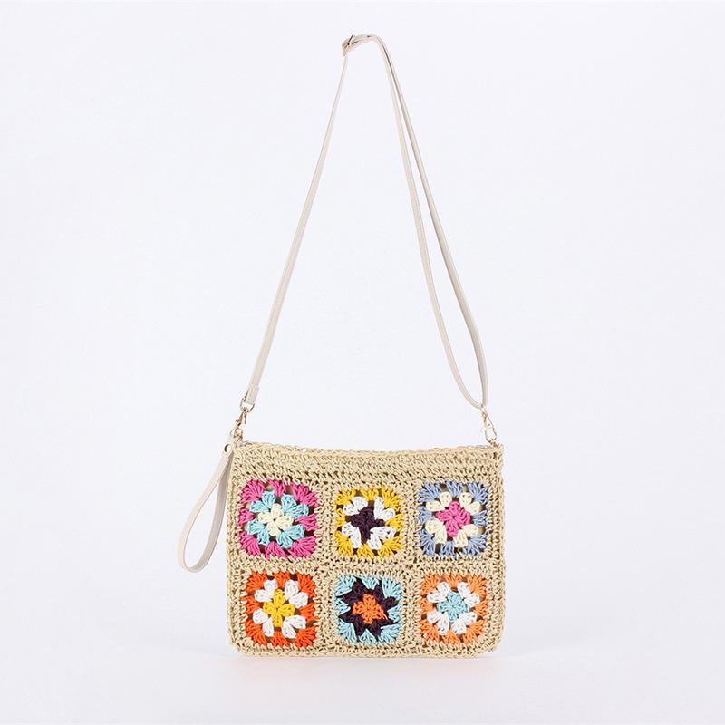 

Crossbody Granny Square Straw Bag: Color Block, Knitted, Woven Shoulder Bag for Women, Beach-Perfect Accessory. бежевий