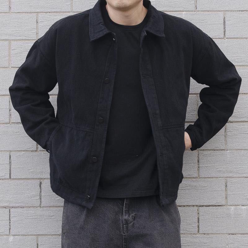 Men's Korean-Style Black Denim Jacket: Trendy, Simple, Versatile, Loose Fit for Teens and Students, Perfect for Autumn and Winter.