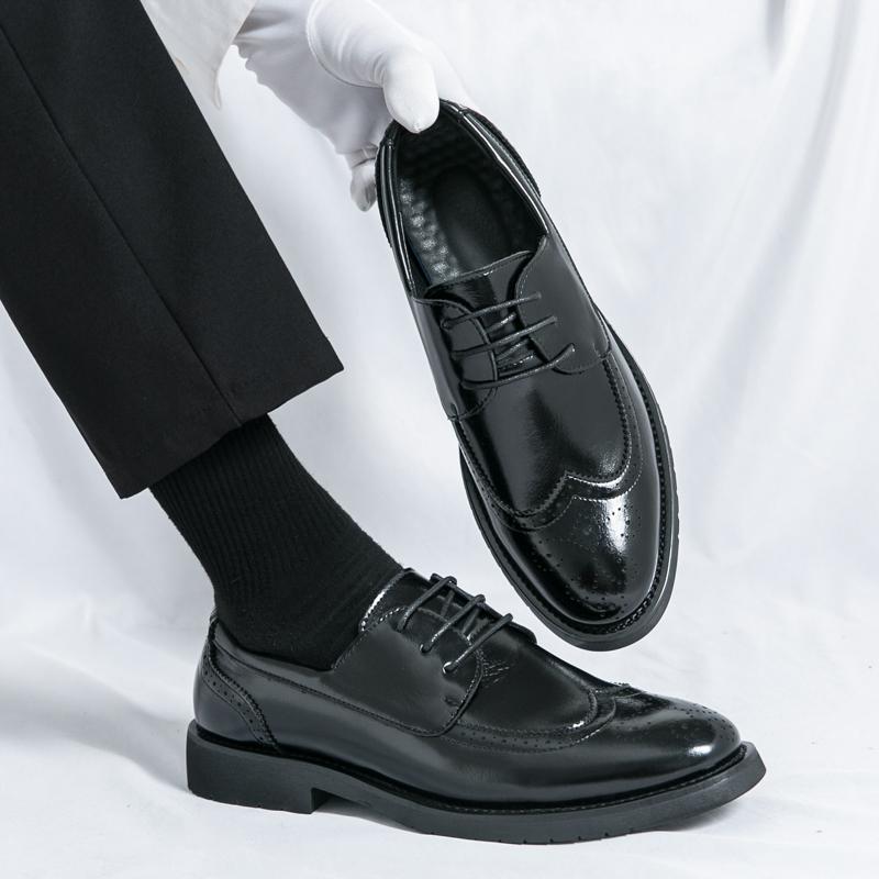 Brogue Men's formal leather shoes Trendy Youth Design Style Outdoor leisure business party Daily office wedding shoes 38-46