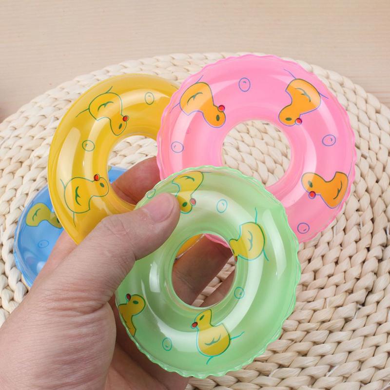 

5 шт./набор Детские плавающие игрушки для ванны Мини плавательные круги Резиновые желтые утята 5pcs
