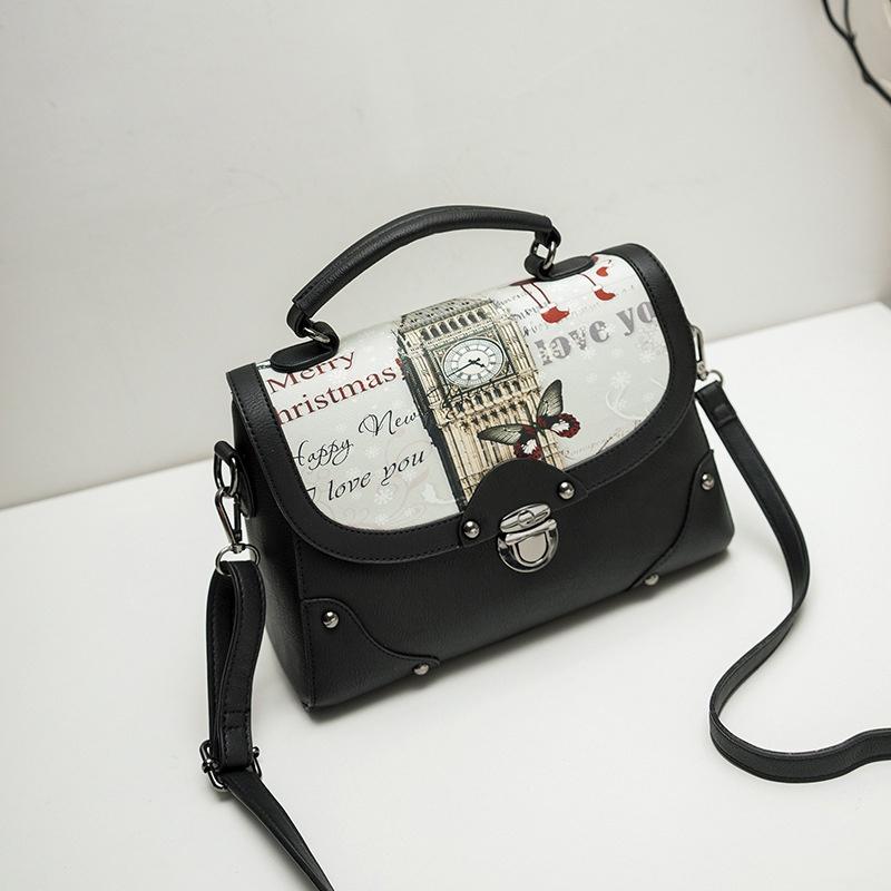 Luxurious European And American Fashion Large Handbag Shoulder Bag With Retro Printing