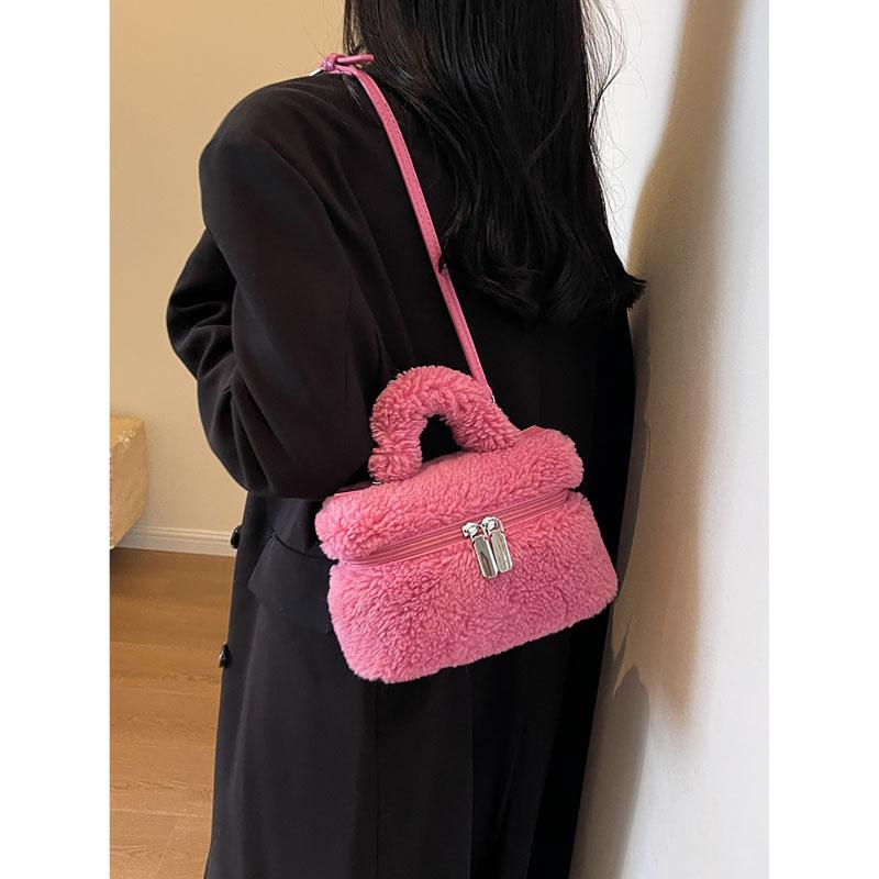 Roztomilá mini jehněčí vlněná malá čtvercová taška podzimní a zimní nová jednoduchá pevná kabelka dámská móda všestranná crossbody taška