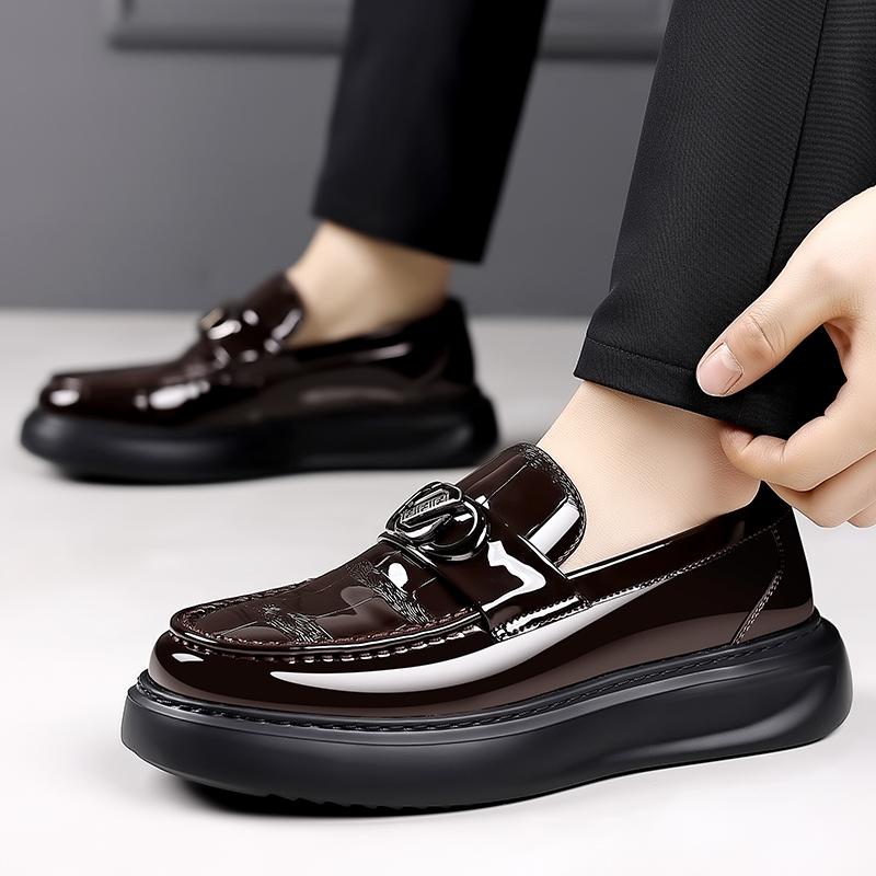 Fashion Mens Fashion Design Moccasin Adult Male Handmade Boat Footwear Thick Bottom Loafers Business Slip on Soft Flats Casual Shoes