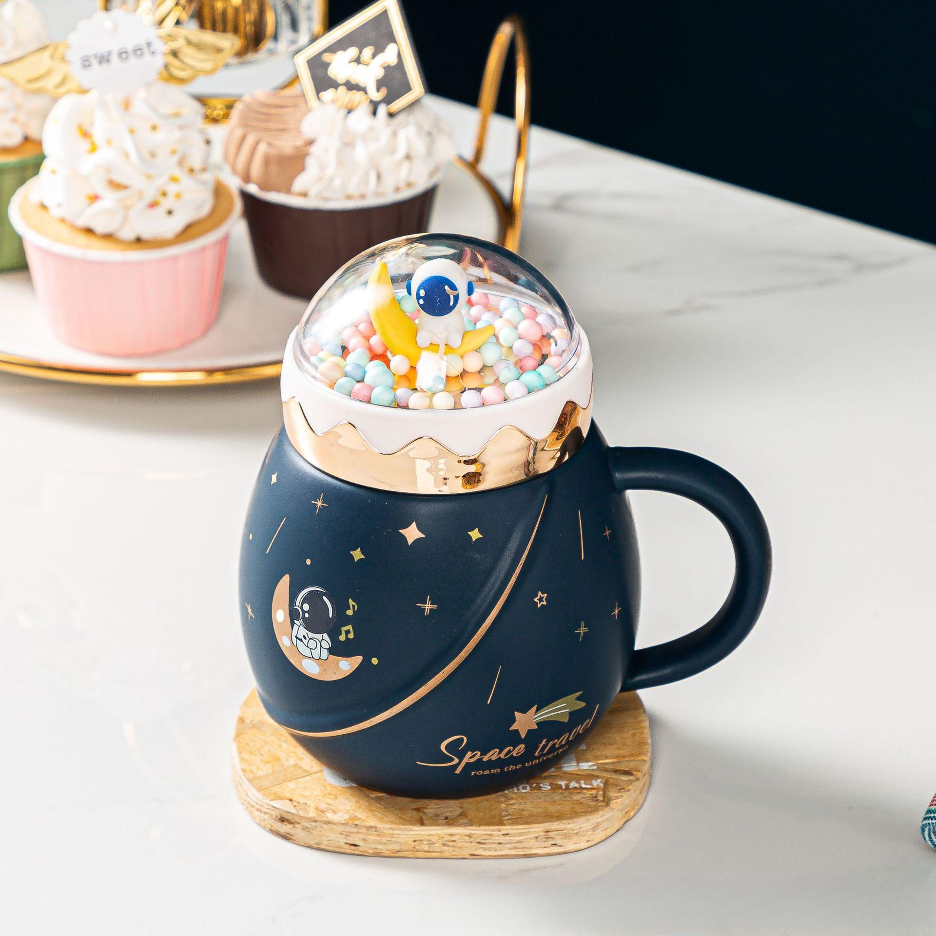 Kreative Planetentasse Hochpräzisionsbecher Astronaut Keramiktasse Eröffnungsgeschenk Souvenir Wasserbecher Geschenkbox-Set 450ml