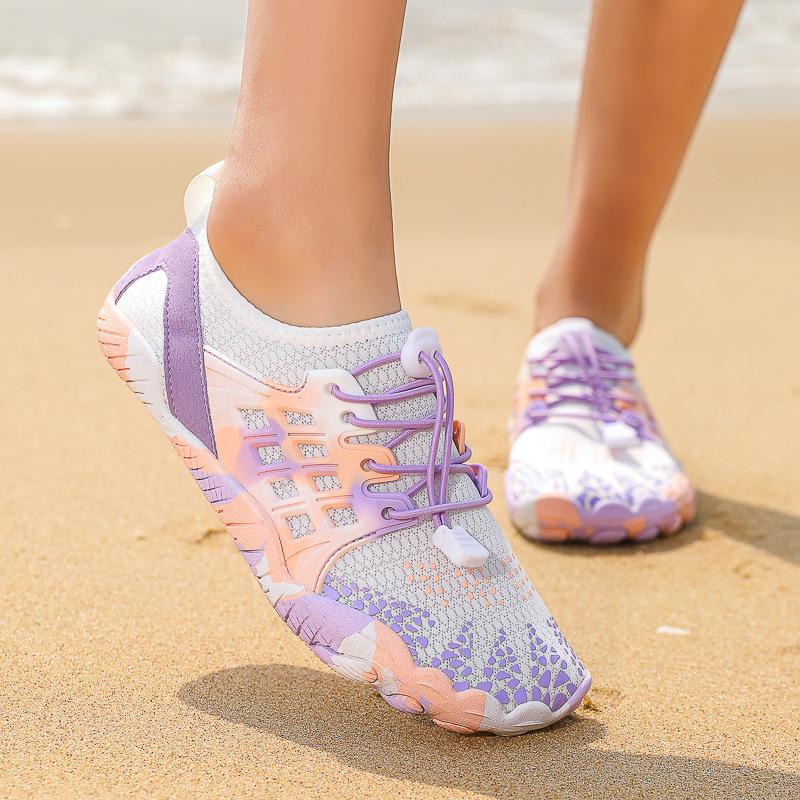 Outdoor wading shoes couple beach swimming shoes outdoor sports creek shoes hiking five-finger shoes