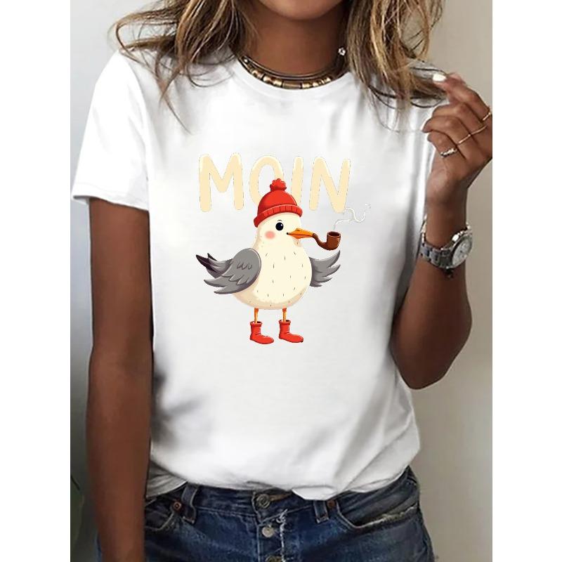 

Casual Short-Sleeve Crew Neck T-Shirt Featuring a Seagull Wearing a Red Beanie, Perfect for Spring And Summer, Designed for Women S белый