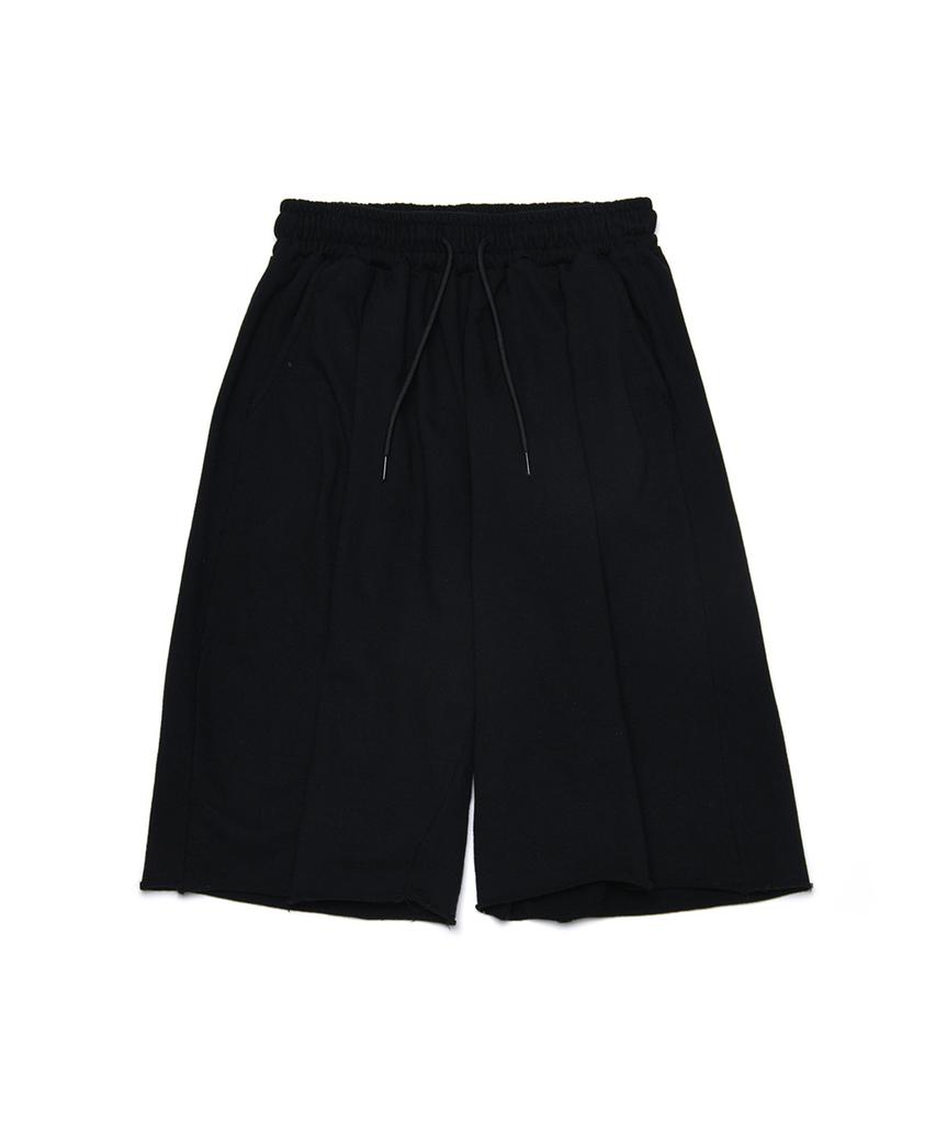 ANNOT Cutoff Wide Half Sweatpants Black