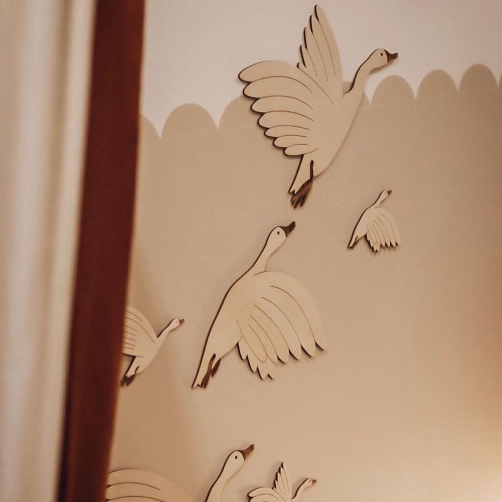 6pcs Elegant Swan Wall Decals Made Of Eco Friendly Wood For Artistic Home Decor And Easy Installation