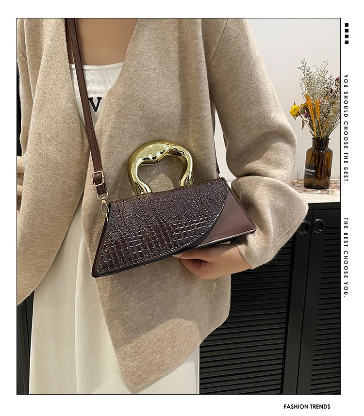 Individuelle Modische Unregelmäßige Klappe Krokodilmuster 2024 Trendige Kleine Quadratische Crossbody Tragetasche für Damen