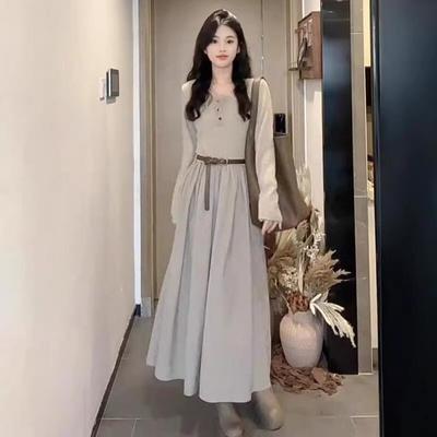 Small Long-sleeved Dress for Women In Late Autumn and Early Winter of 2025, New Korean High-end French Temperament Wear Long Dress
