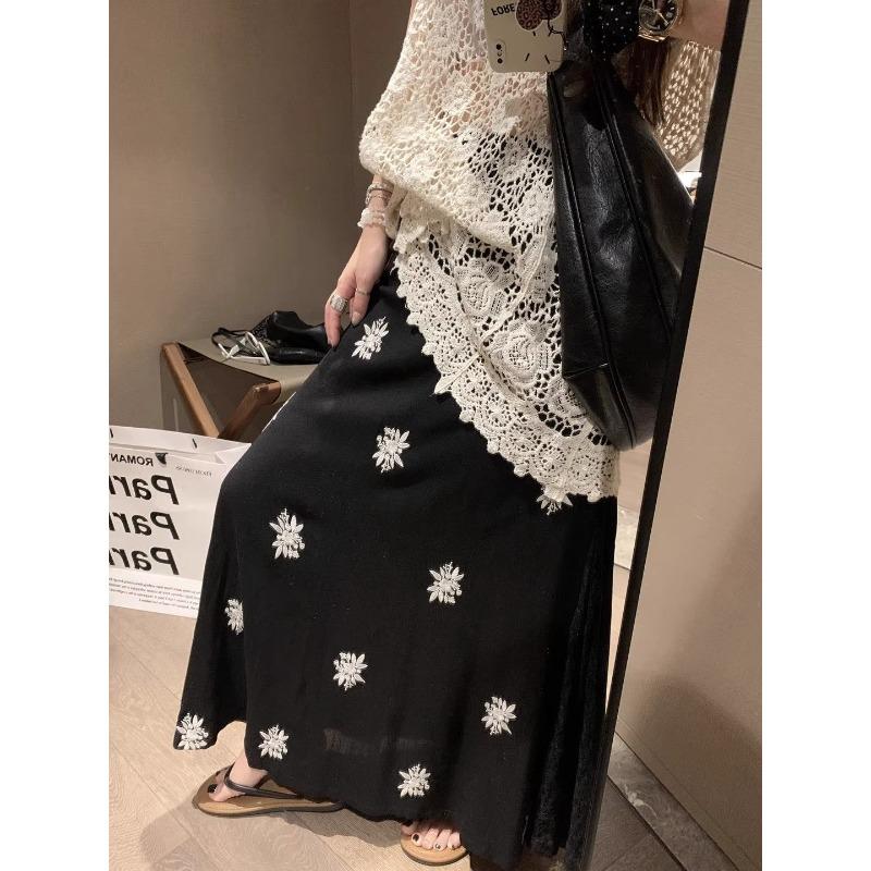 Women's White Embroidered Floral Maxi Skirt High Waist Lace Patchwork Long Skirt