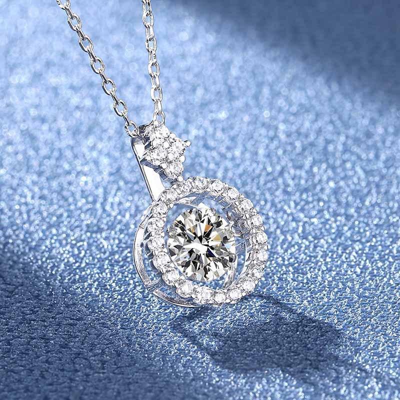 6.5mm S925 Sterling Silver Sparkling Round Halo Moissanite Pendant Necklace D VVS1 Fine Jewelry For Women