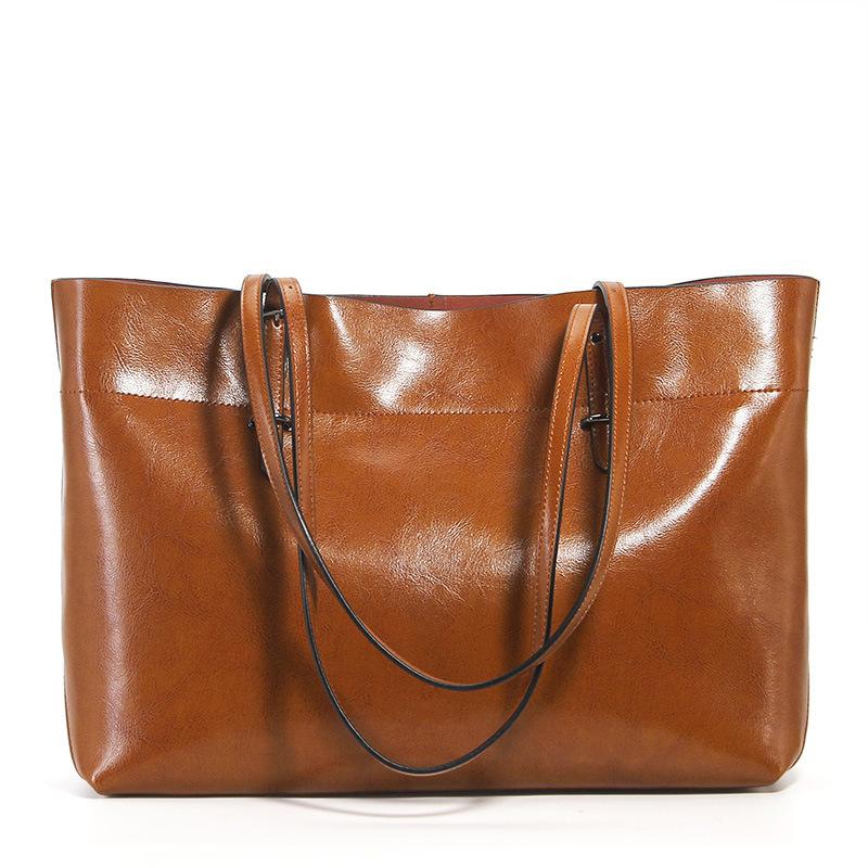 Large capacity tote bag women's genuine leather women's bag fashion oil wax cowhide large bag portable shoulder bag