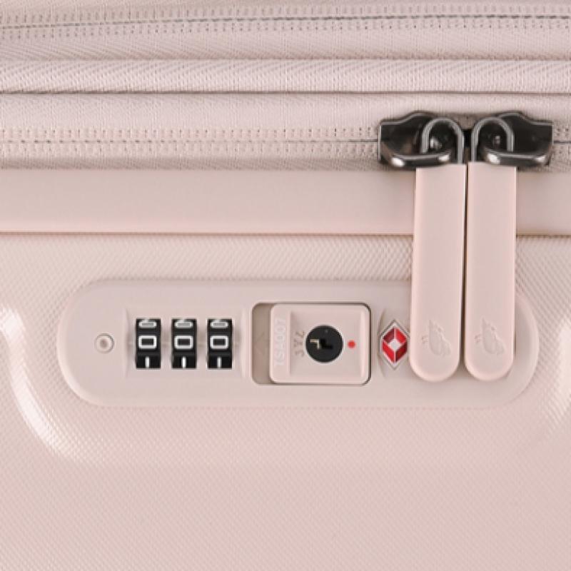 Mandarina Duck 26 Expandable Travel Bag Szv32a81