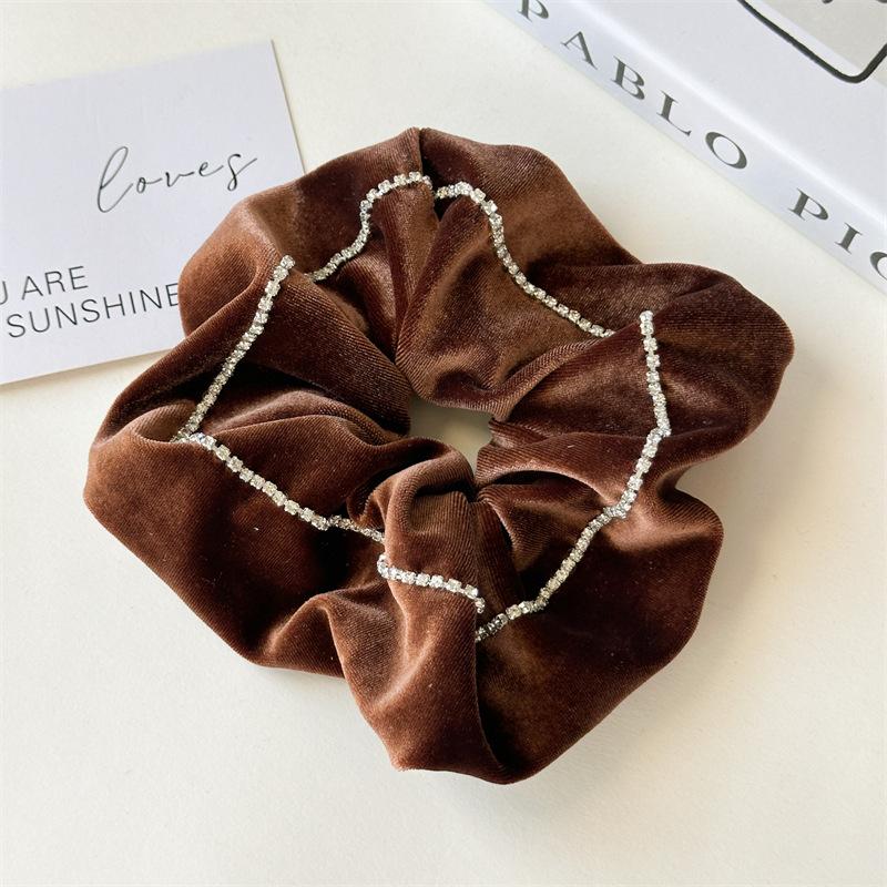 Exquisite Rhinestone Chain Velvet Hair Scrunchie Vintage Style Large Hair Tie Elegant Ponytail Holder Soft Premium Hair