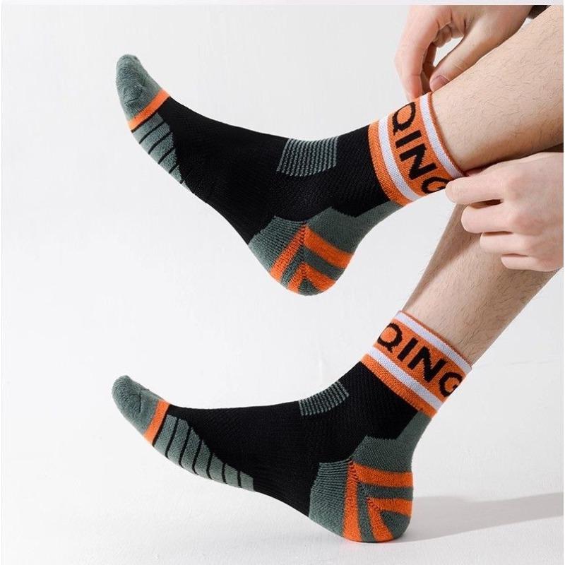 Men's Professional Marathon Running Basketball Outdoor Training Sports Breathable Sweat-absorbing Socks