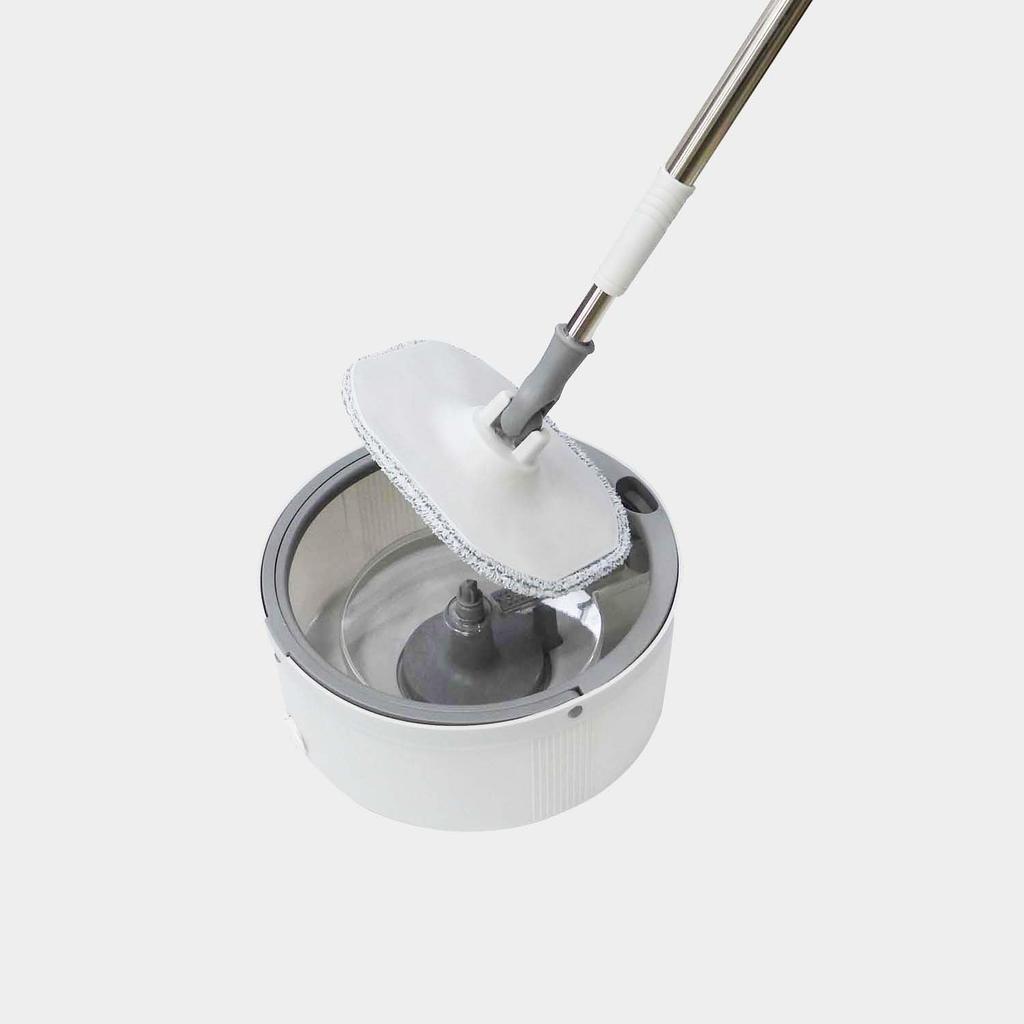 Fukusho ein rotierender Mopp mit einem Abwassertrennsystem, der lange mit sauberer Reinigung verwendet werden kann und einen um 180° beweglichen Kopf hat