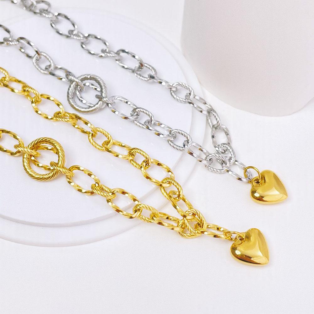 Fashion Design Hollow Hanging Gold Love Necklace Female Popular Personality Temperament Titanium Steel Clavicle Chain Versatile