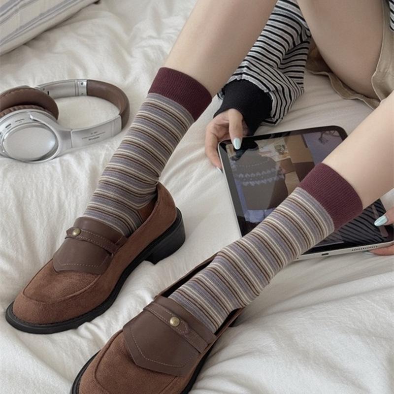 Women's Autumn and Winter Striped College Wind Tube Pile Up Cotton Socks