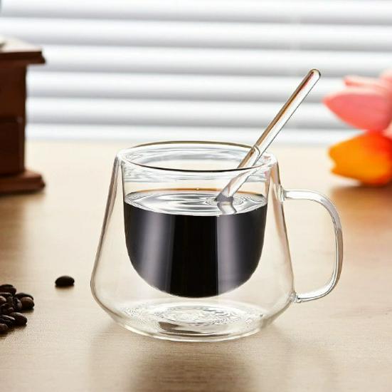 Double-Walled Borosilicate Glass Mug - Diamond Design for Coffee or Juice 301-400 ml