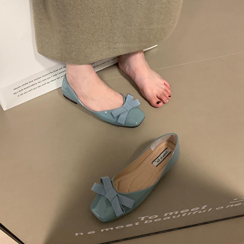 2025 new fairy style with skirt flat-soled single shoes women's autumn gentle bow one-pedal ladyshoes