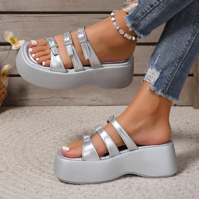 Fashion 2025 Summer Outdoor Open Toe Women’s Platform Slippers Crystal Buckle Flat with Slippers for Daily Comfortable Casual Sandals