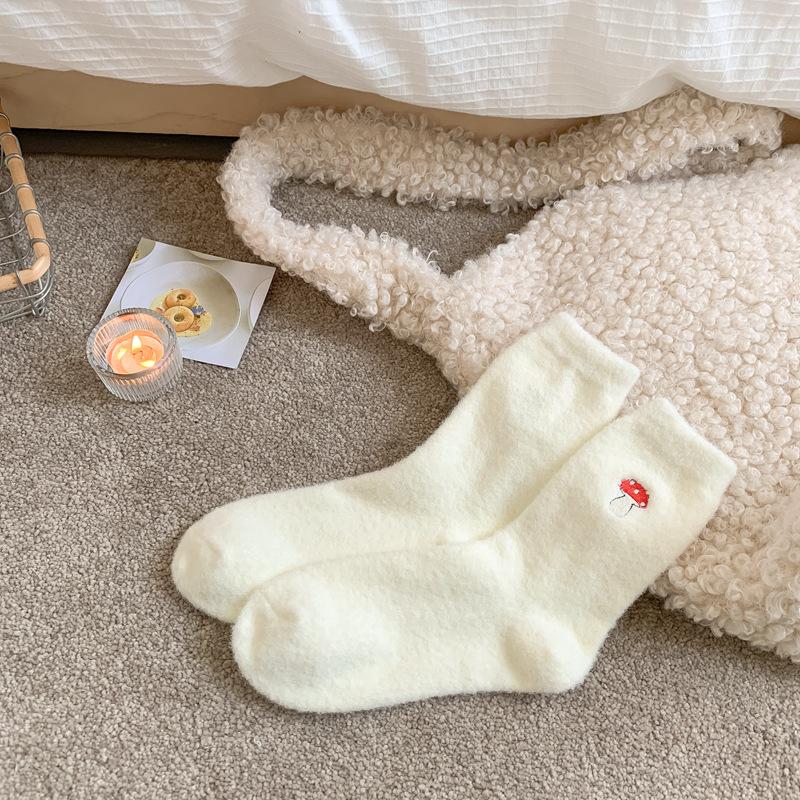 

10Pair Puppy Cute Australian Fleece Socks Women S Winter Fleece Thickened Warm Medium Tube Socks White Plush Socks Stacking Socks One size fits all