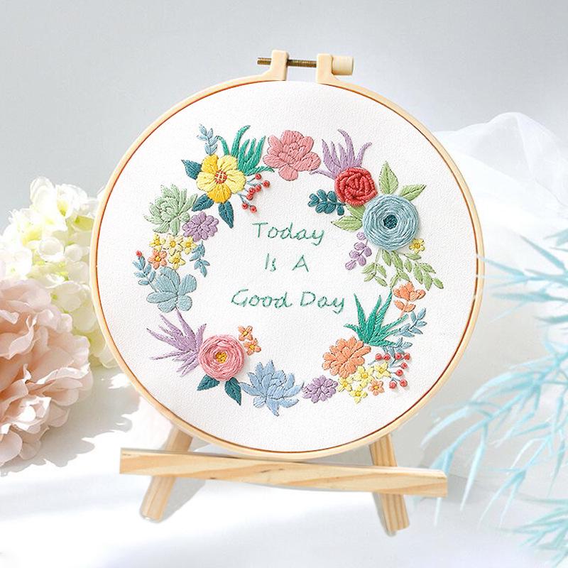 Beginner DIY Embroidery Kit: Su & Xiang Patterns Cross Stitch with French Techniques