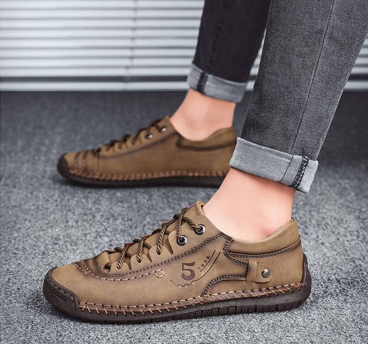 

Мужские кожаные деловые туфли большого размера в британском стиле на осень, сшитые вручную для дополнительного комфорта в повседневной или официальной обстановке. 47 хаки