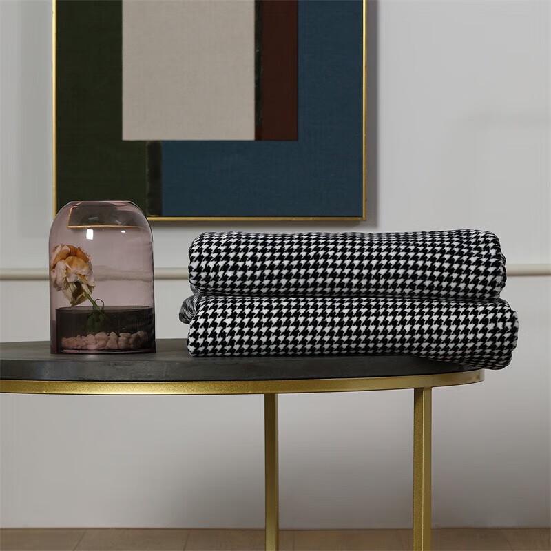 

MERCURY Juniper Antibacterial Blanket