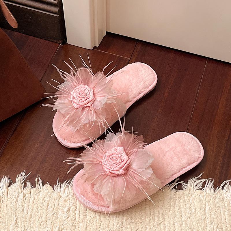 Fashion Fairy Style Plush Shoes Women's 2025 Autumn Winter Fashion Flower Warm Slippers Comfortable Short Plush Bridal Slides Pantuflas