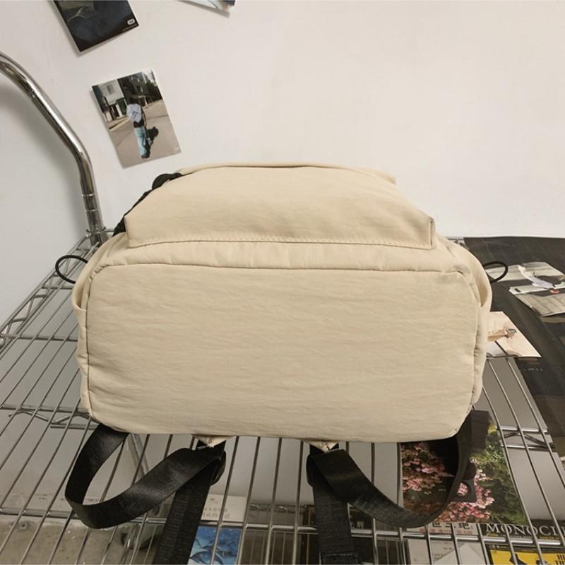 2025 Neuer Einfacher Rucksack mit Hoher Kapazität Unisex Nylon Wasserdicht College-Student Schultasche Frühling Outdoor-Reisetasche Rucksack für Teenager Mädchen und Jungen