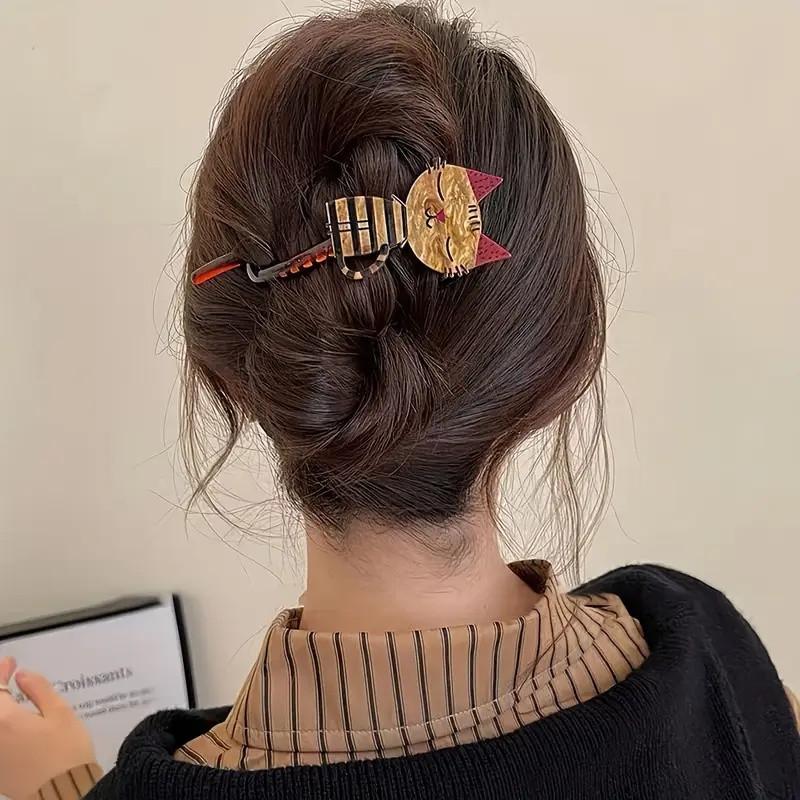 Cute Cartoon Cat Hair Clip Women Versatile High-end Twist Clip Creative Sweet Hair Accessories