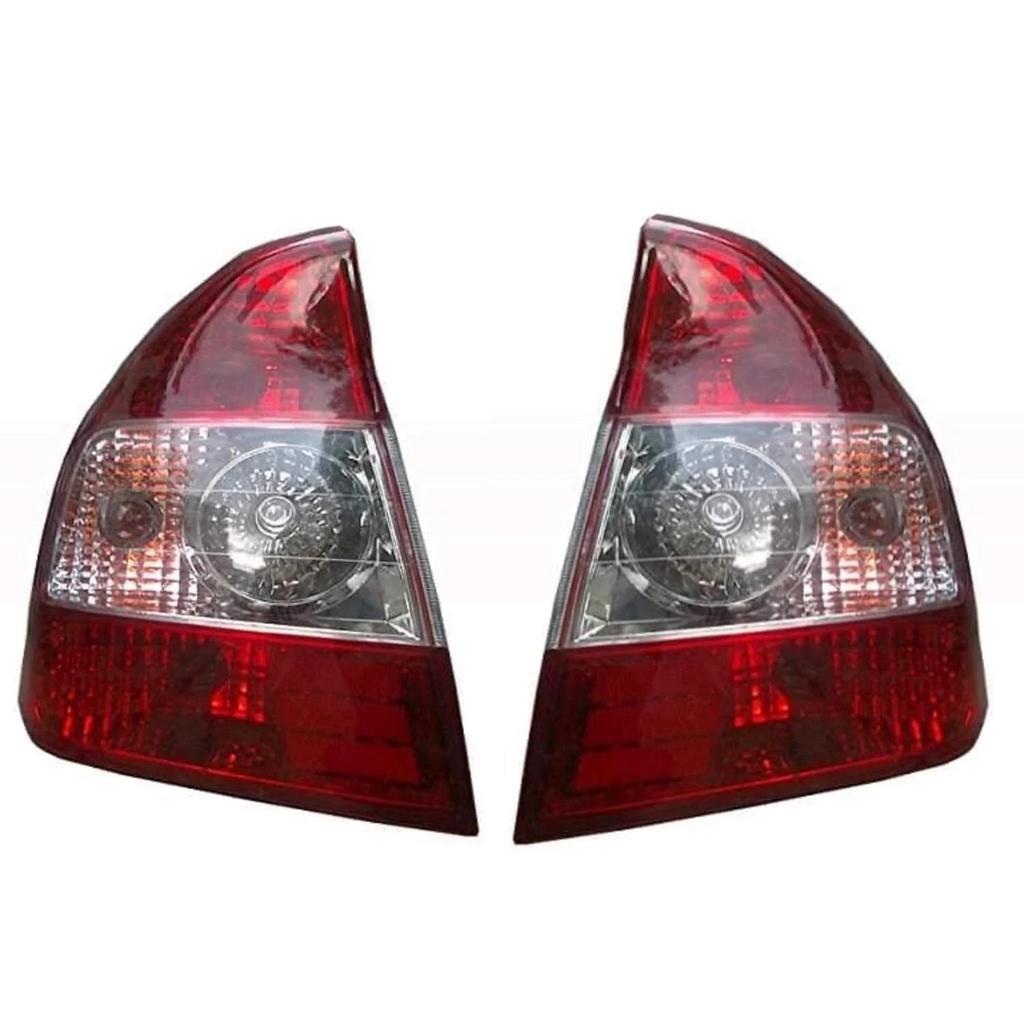 Rückleuchte/Rücklicht für Hyundai Accent (Rechte & Linke Seiten ) 1999-2012