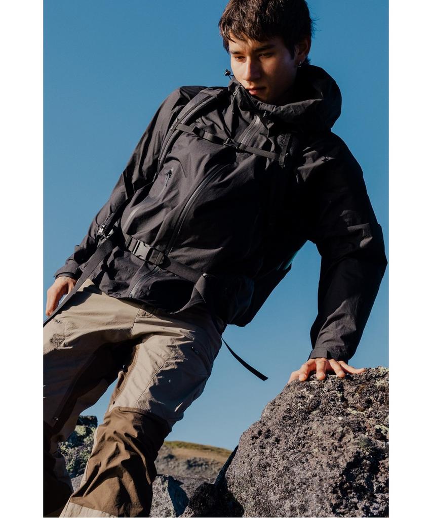 Kolon Sport Men'S Windchaser Gore-Tex Hooded Waterproof Jacket Jwjgx26211Blk