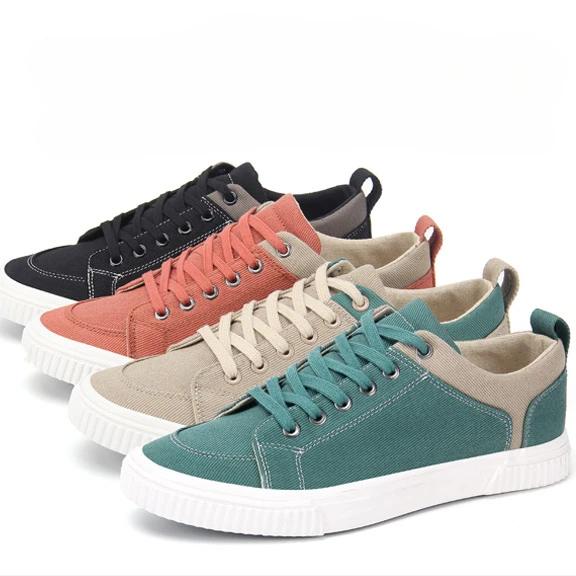 Fashion Men's Sneakers Spring Canvas Shoes Breathable Lace Up Casual Men Versatile Flat Bottomed Cloth Shoes Anti Skateboard Shoes Tenis