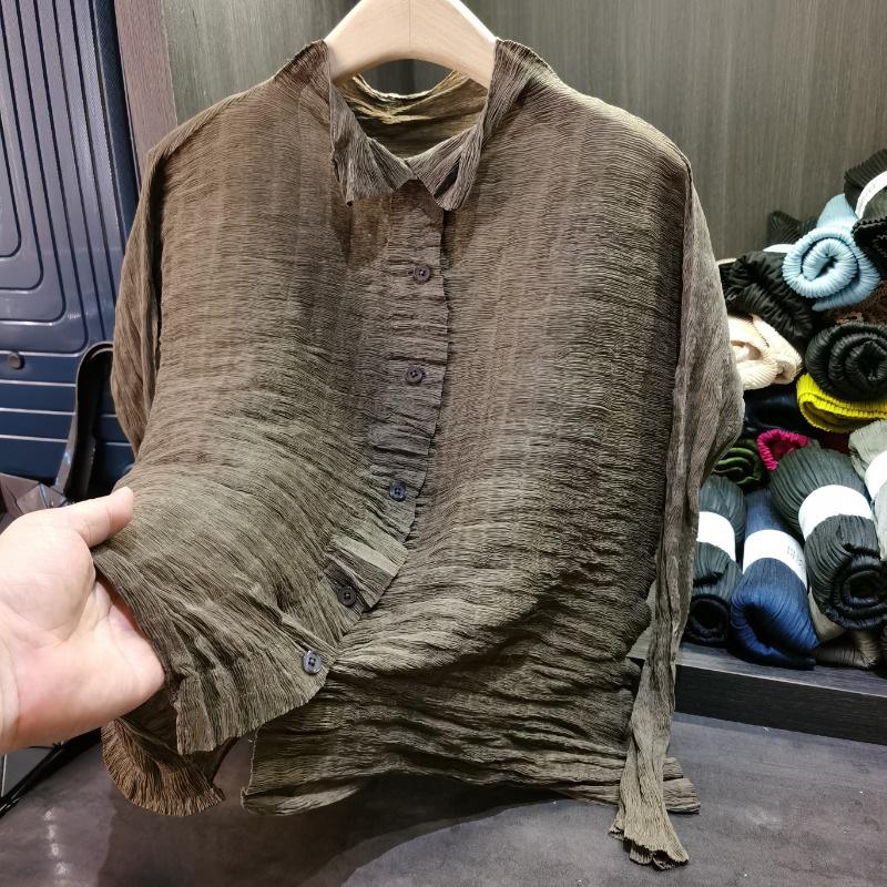 Retro-Plissee-Damenhemd in Übergröße - Lockeres, lässiges Frühlings-Top